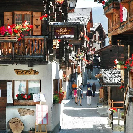 A Coeur By Interhome Grimentz